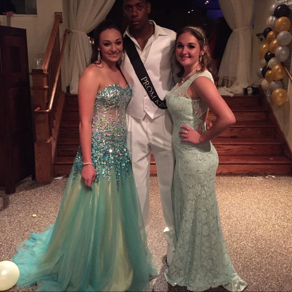 Mint prom dress! On the right